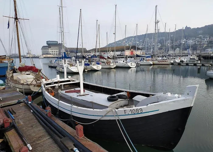 Les Embruns